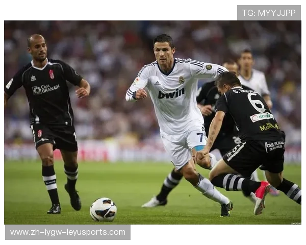 足球踩单车过人动作在实战中是否有效欺骗防守球员作出错误判断